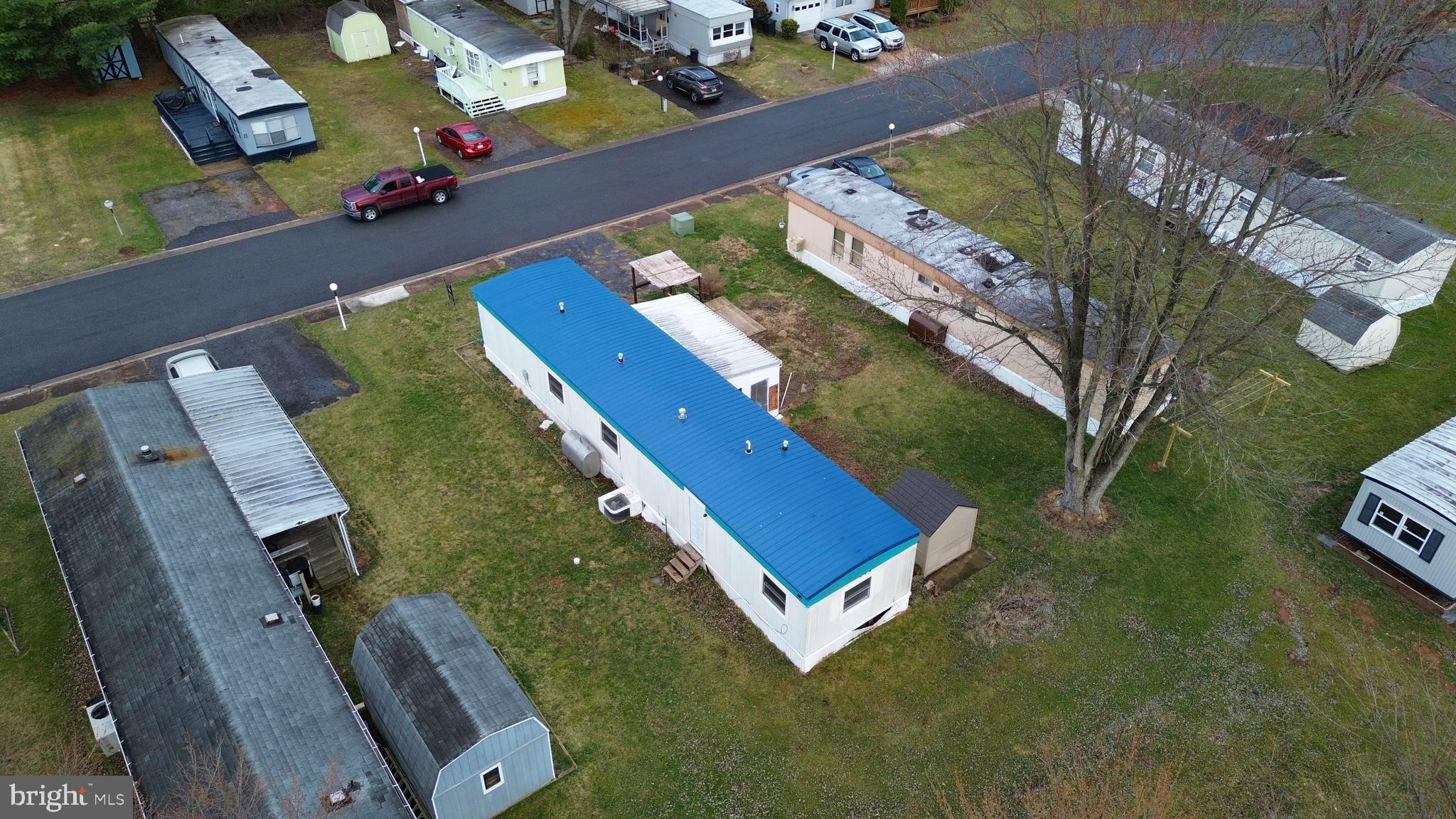 PINE MANOR MHP - Residential