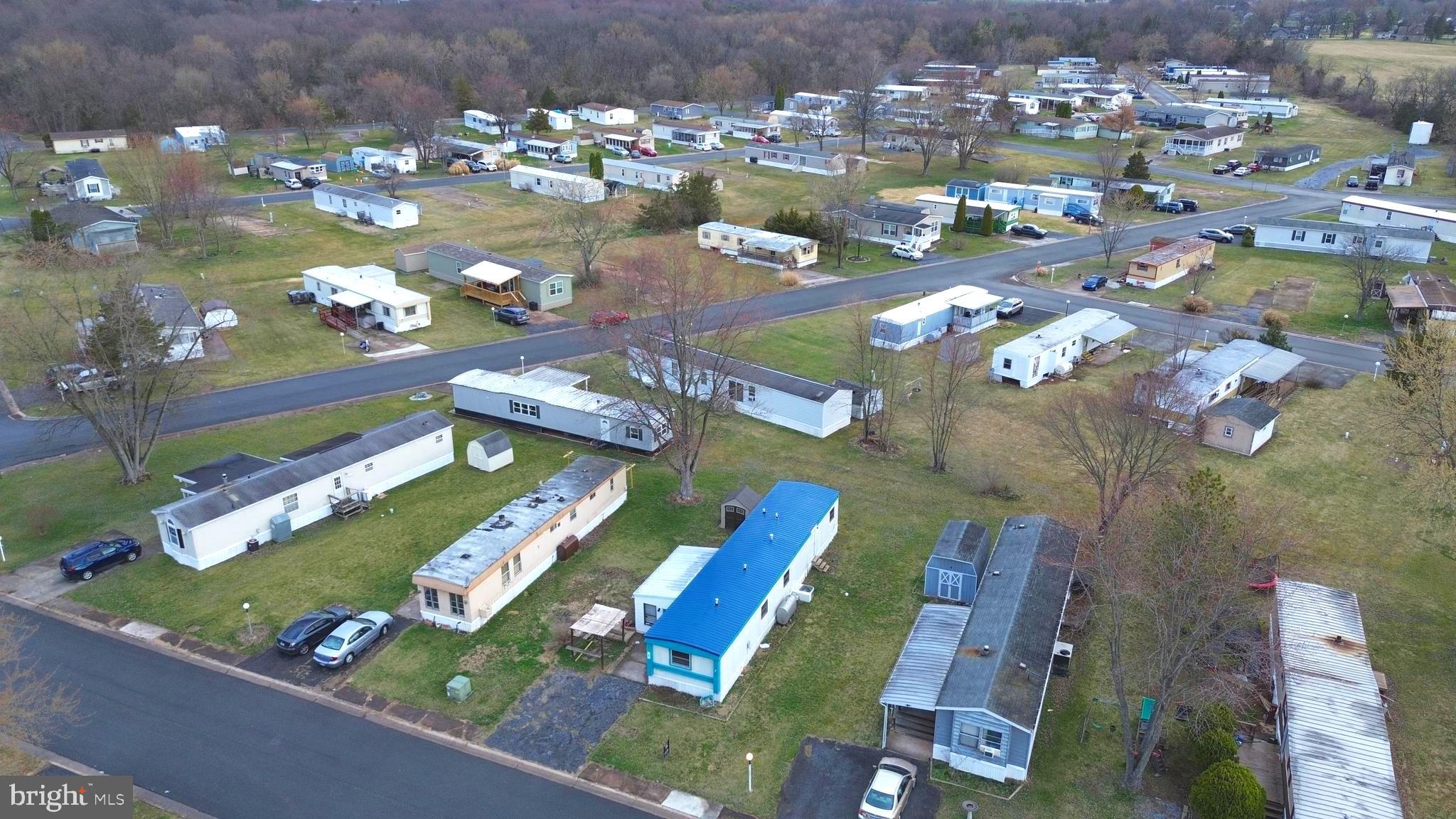 PINE MANOR MHP - Residential