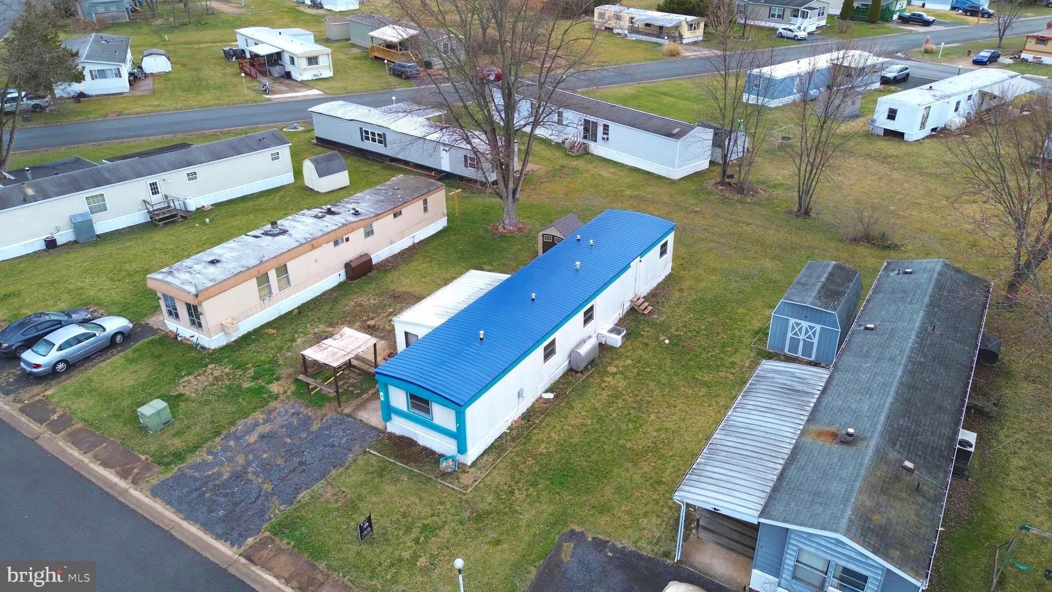 PINE MANOR MHP - Residential