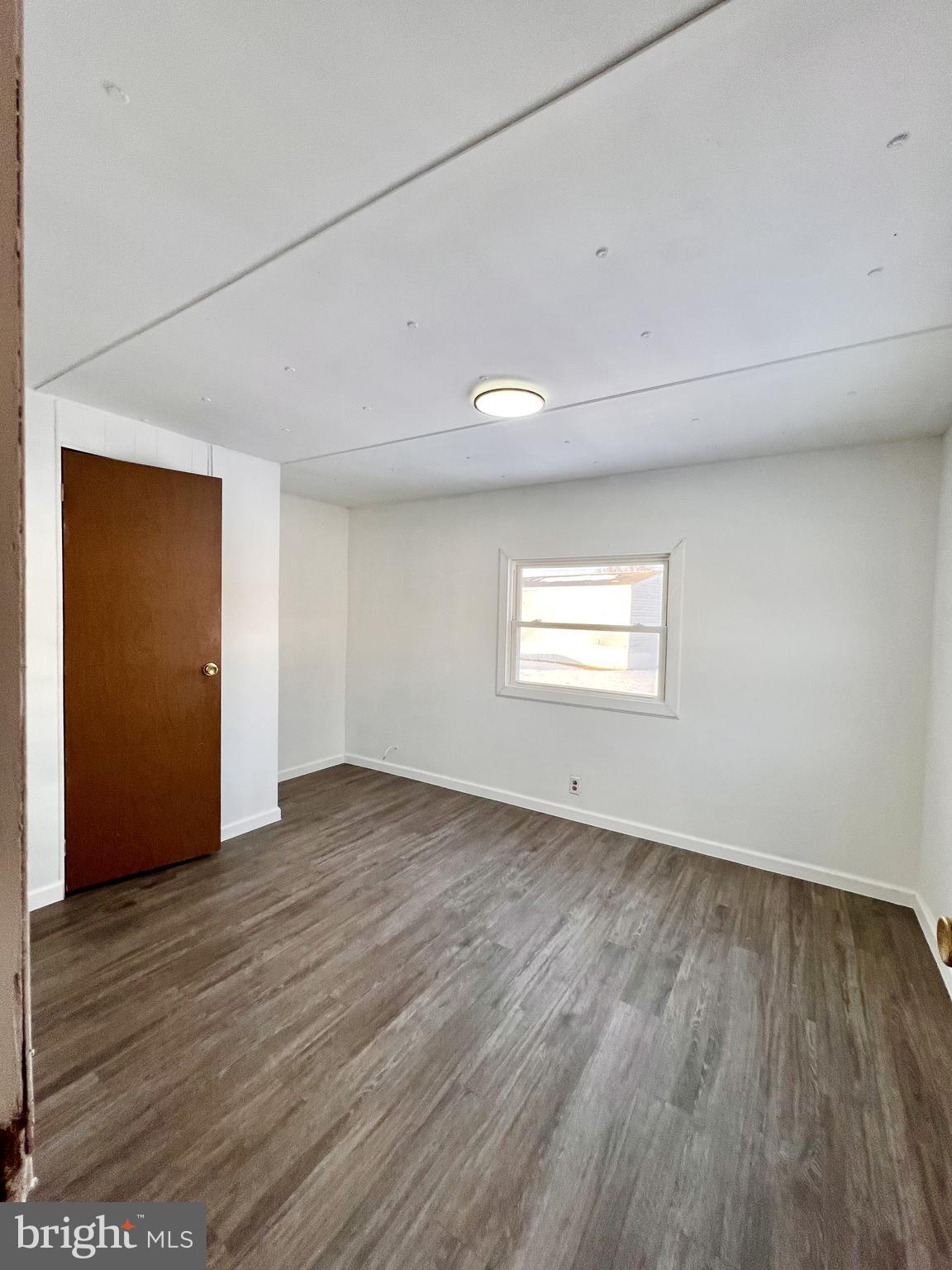 PINE MANOR MHP - Residential