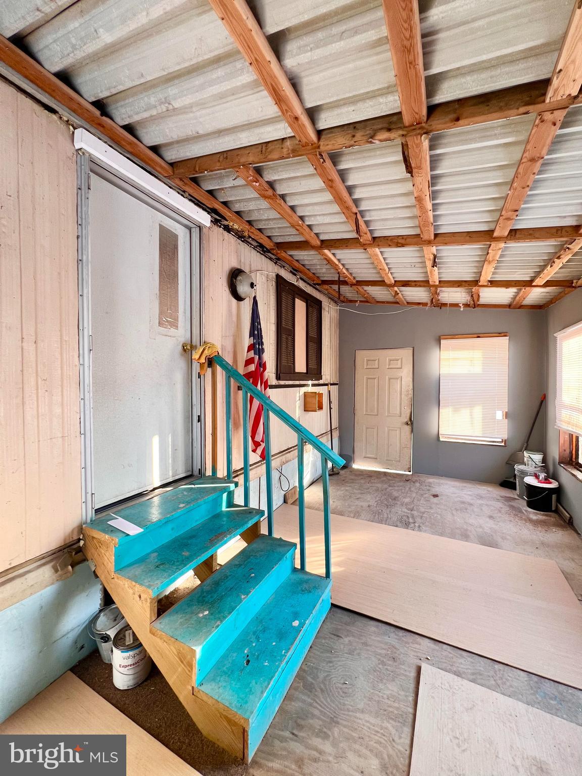 PINE MANOR MHP - Residential