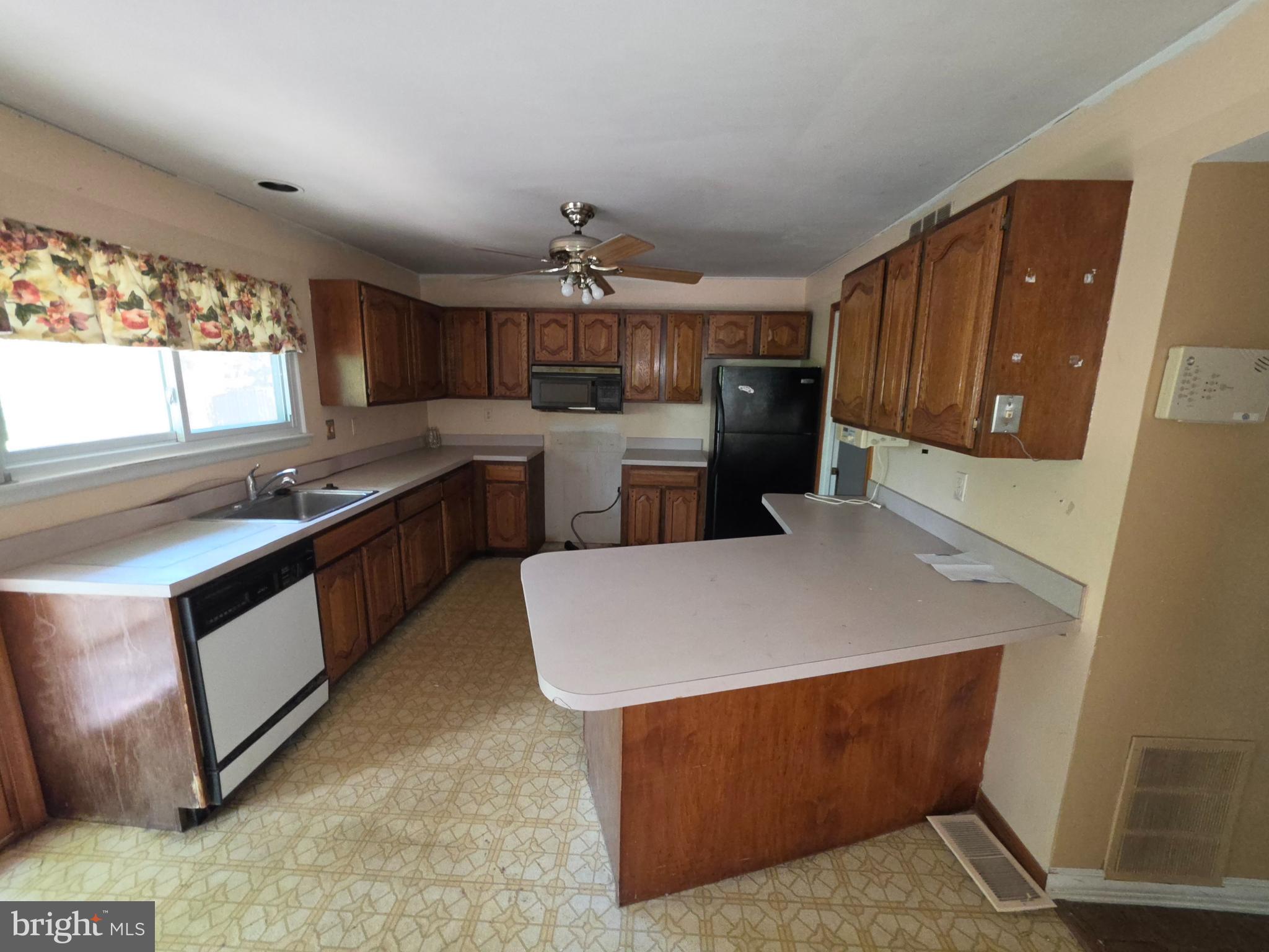 POINTER RIDGE AT COLLINGTON - Residential