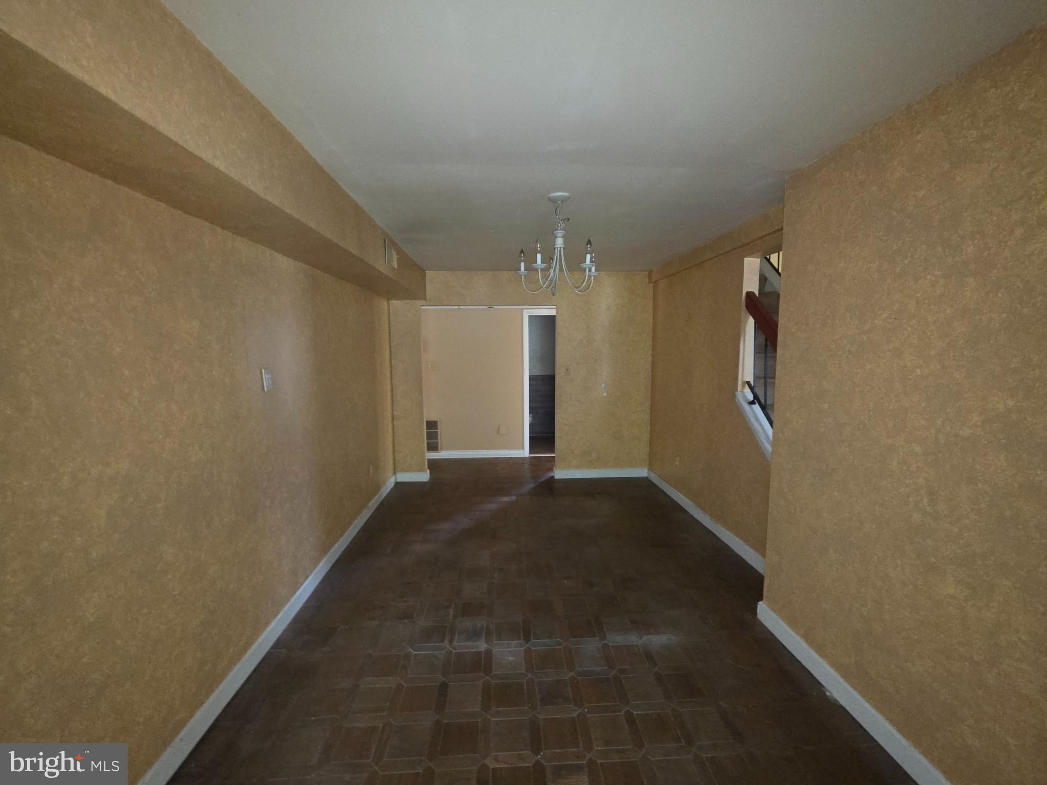 POINTER RIDGE AT COLLINGTON - Residential