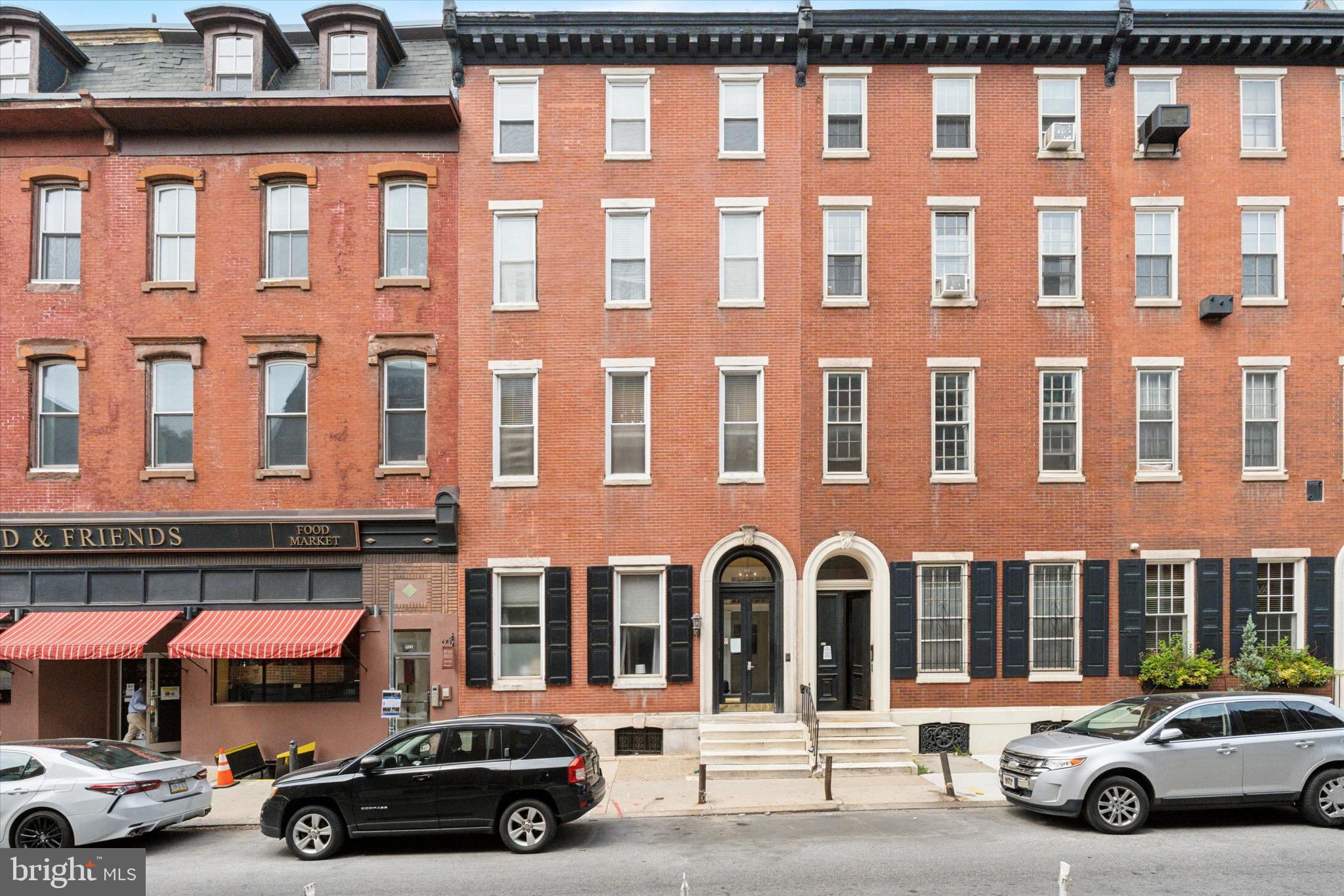 LOCATION LOCATION LOCATION. When you think of Philly you think RITTENHOUSE SQUARE. This 1 bedroom apartment that has its own private entrance! Kitchen w/ granite countertops and a fantastic breakfast bar with a very nice sized living room and bedroom. Let's not forget the large walk in closet and recently renovated tile & marble bath. Hardwood floors throughout the home are just a few of the perks this apartment has to offer. A stones throw away from Rittenhouse square park, this apartment is a MUST SEE. Schedule your showing today