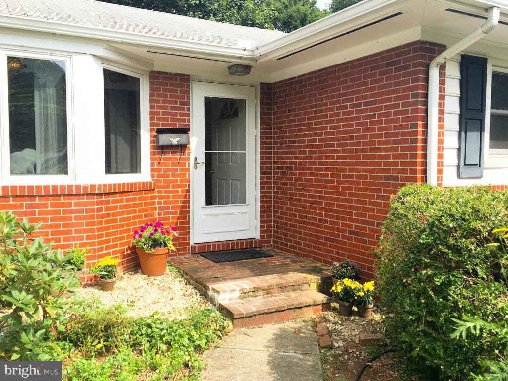 COLLEGE HEIGHTS - Residential