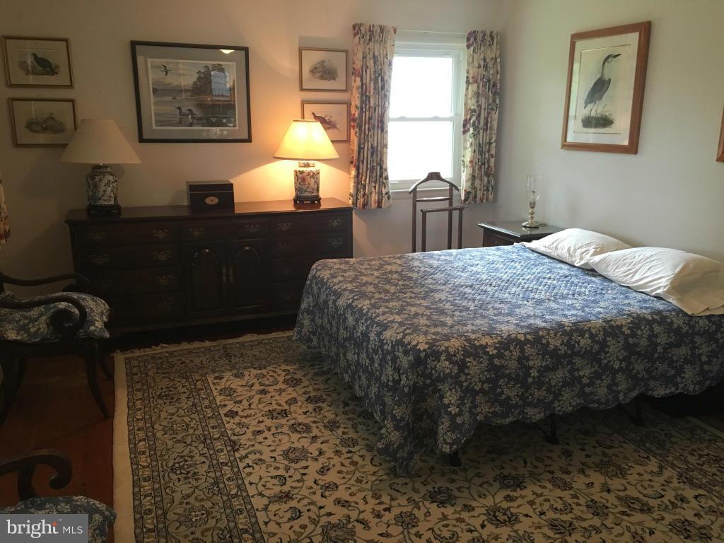 COLLEGE HEIGHTS - Residential