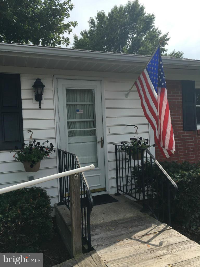 COLLEGE HEIGHTS - Residential