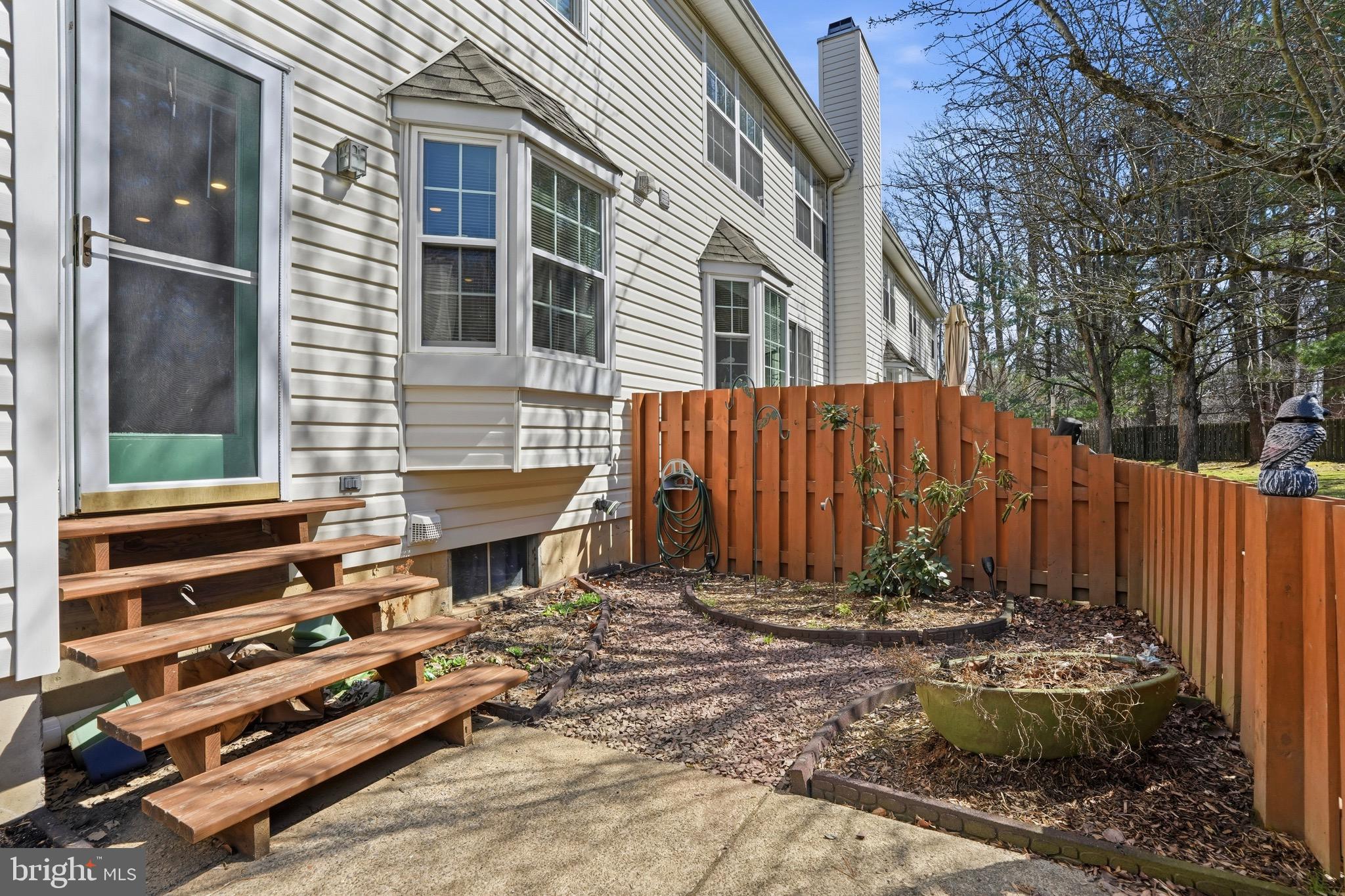 LOWER MAKEFIELD - Residential