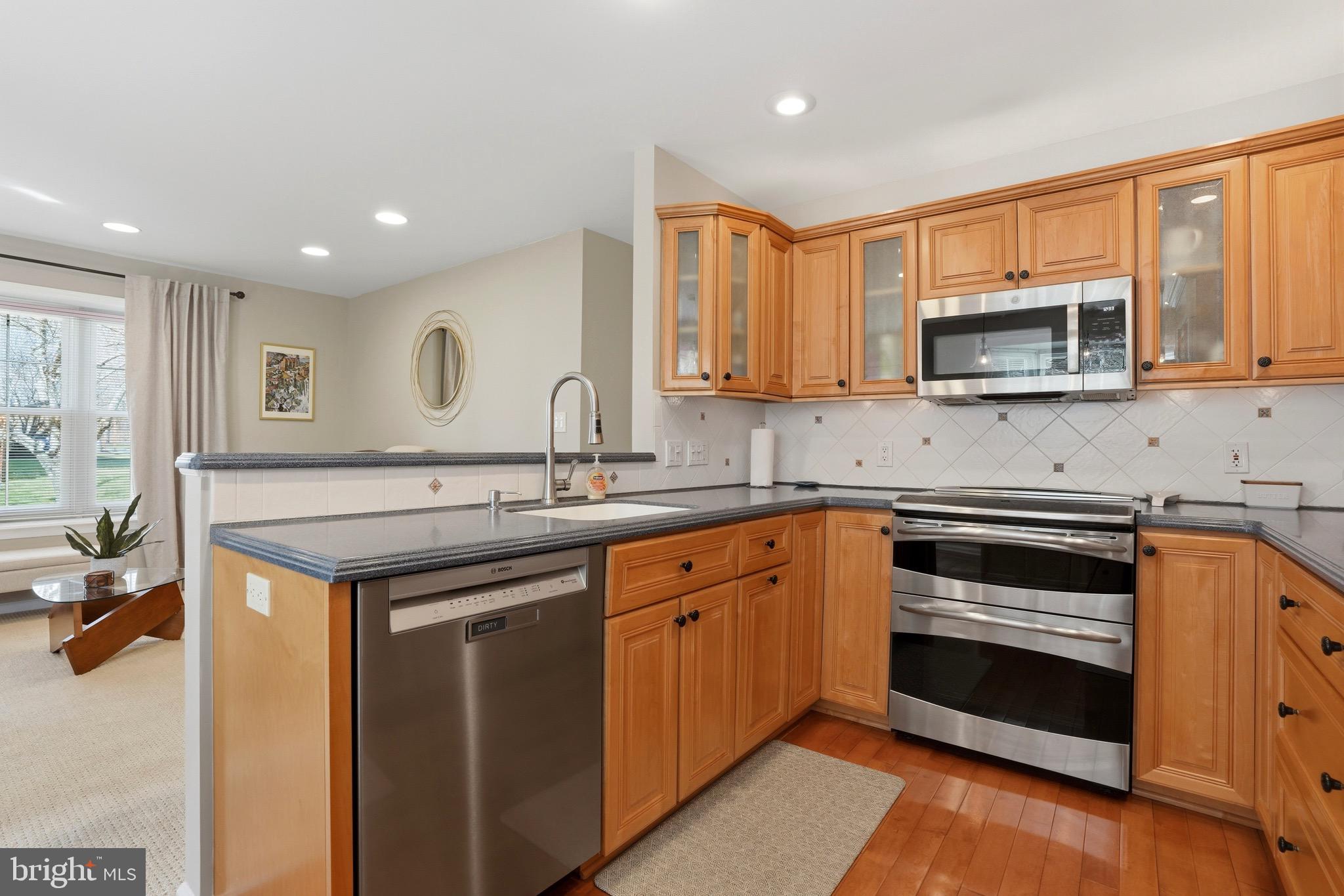 LOWER MAKEFIELD - Residential