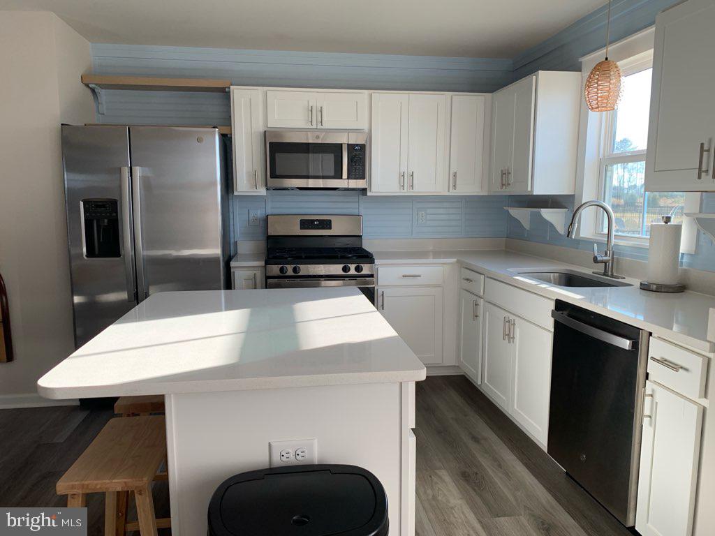 25076 SALTWATER CIRCLE