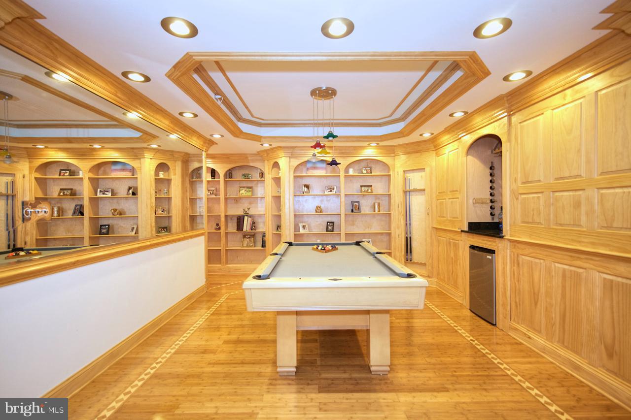 FOREST GREENS - Residential