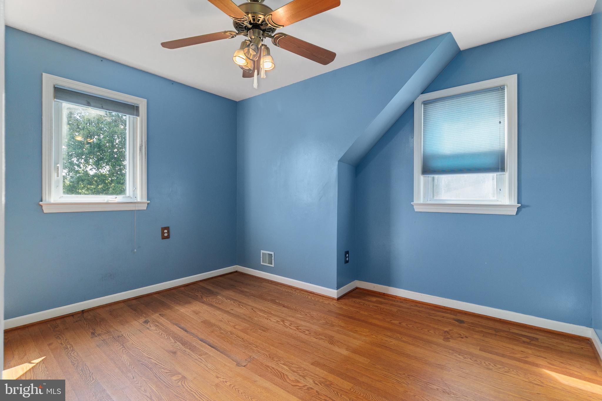 CHESTNUT HILLS - Residential