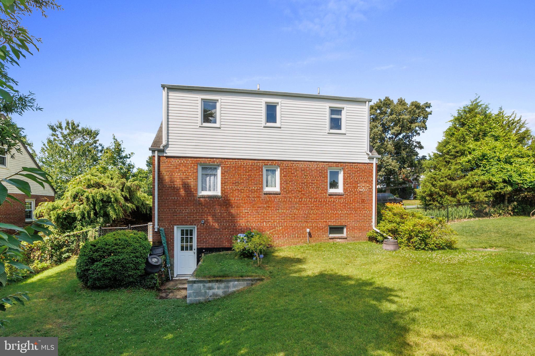 CHESTNUT HILLS - Residential