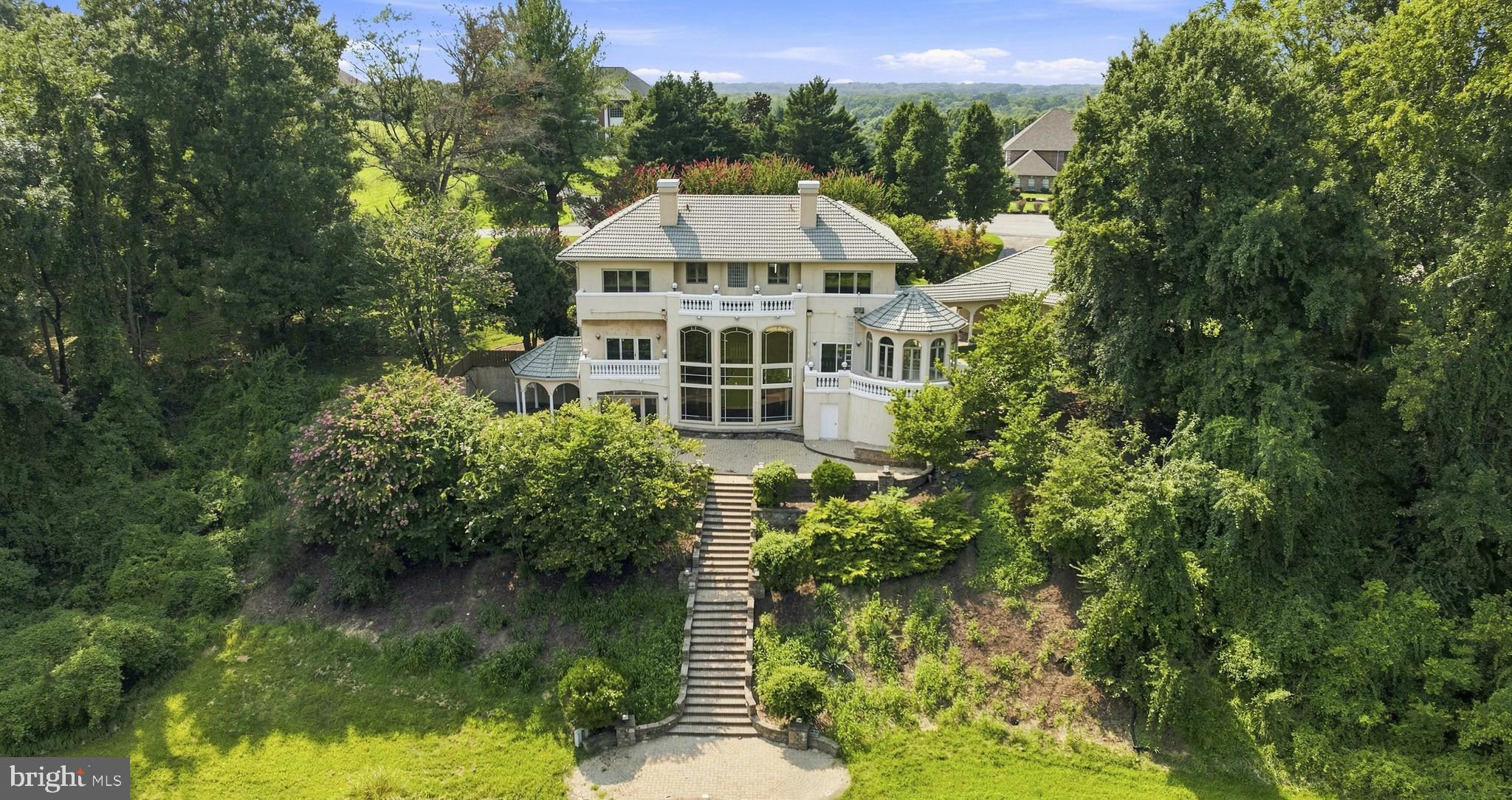 2710 KIRK DRIVE