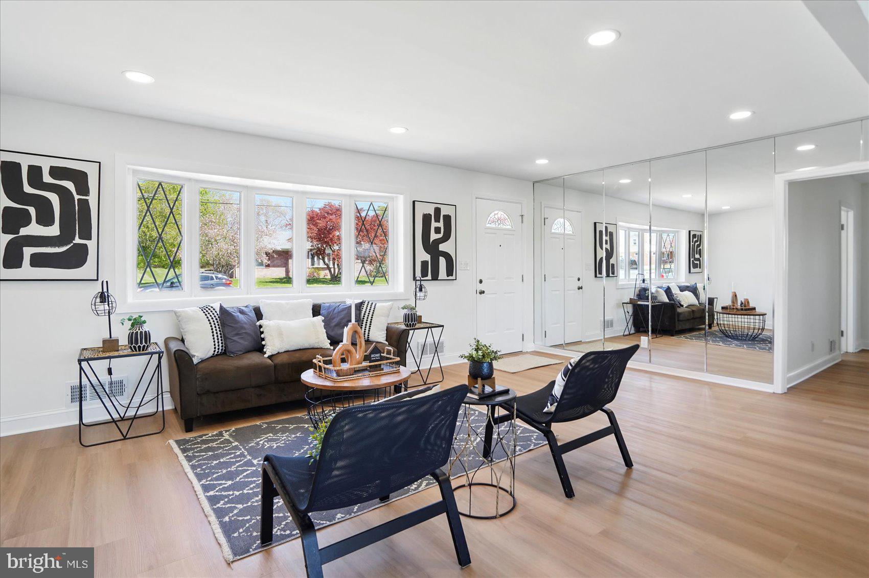 PERRY HALL - Residential