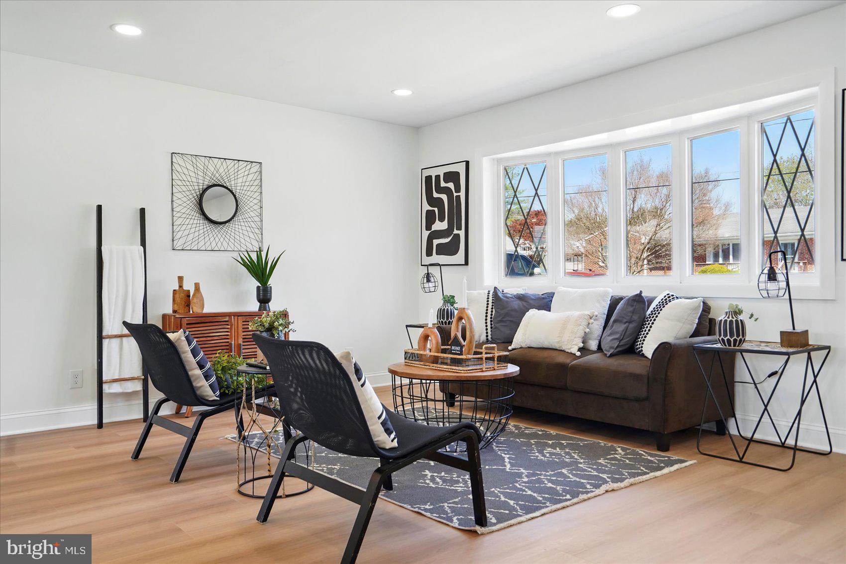 PERRY HALL - Residential