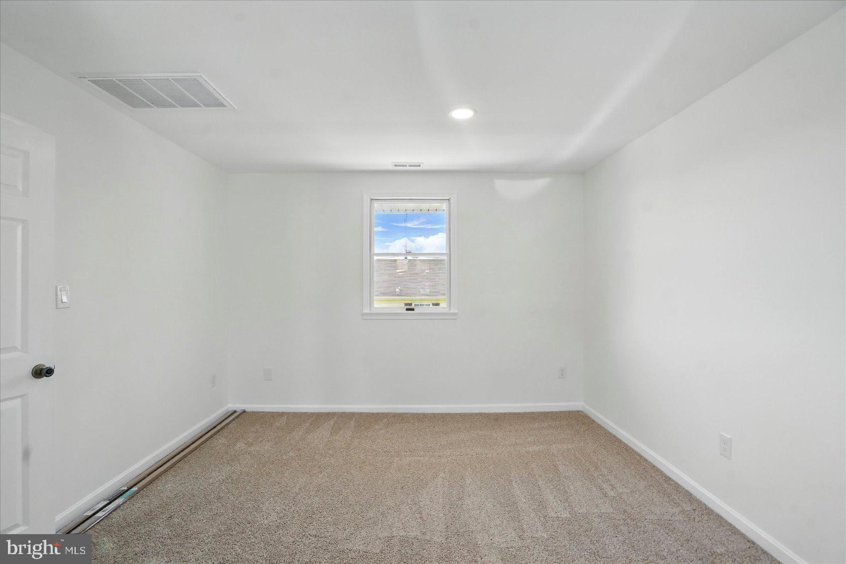 PERRY HALL - Residential