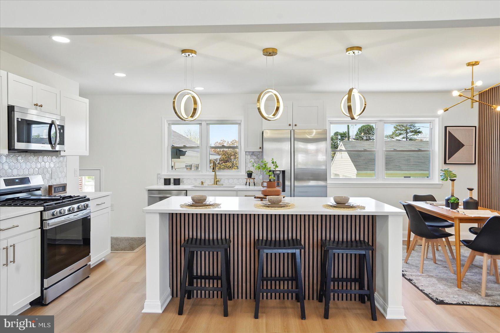 PERRY HALL - Residential