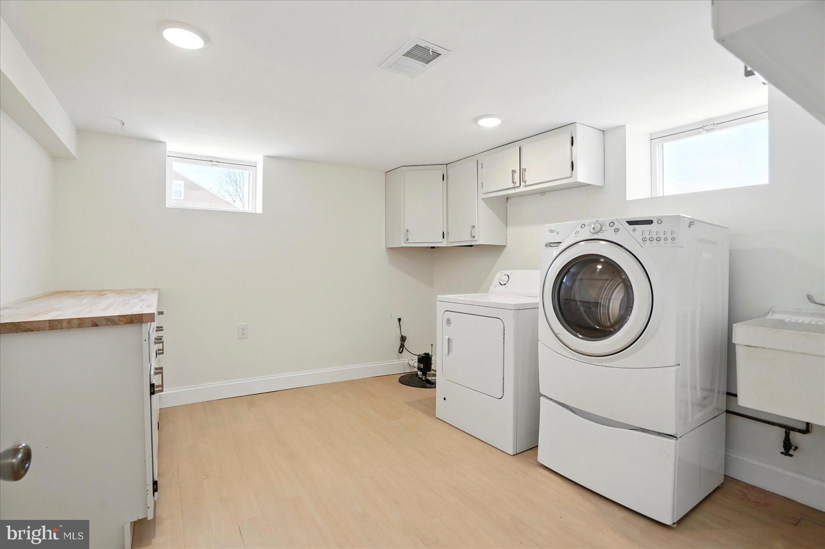 PERRY HALL - Residential