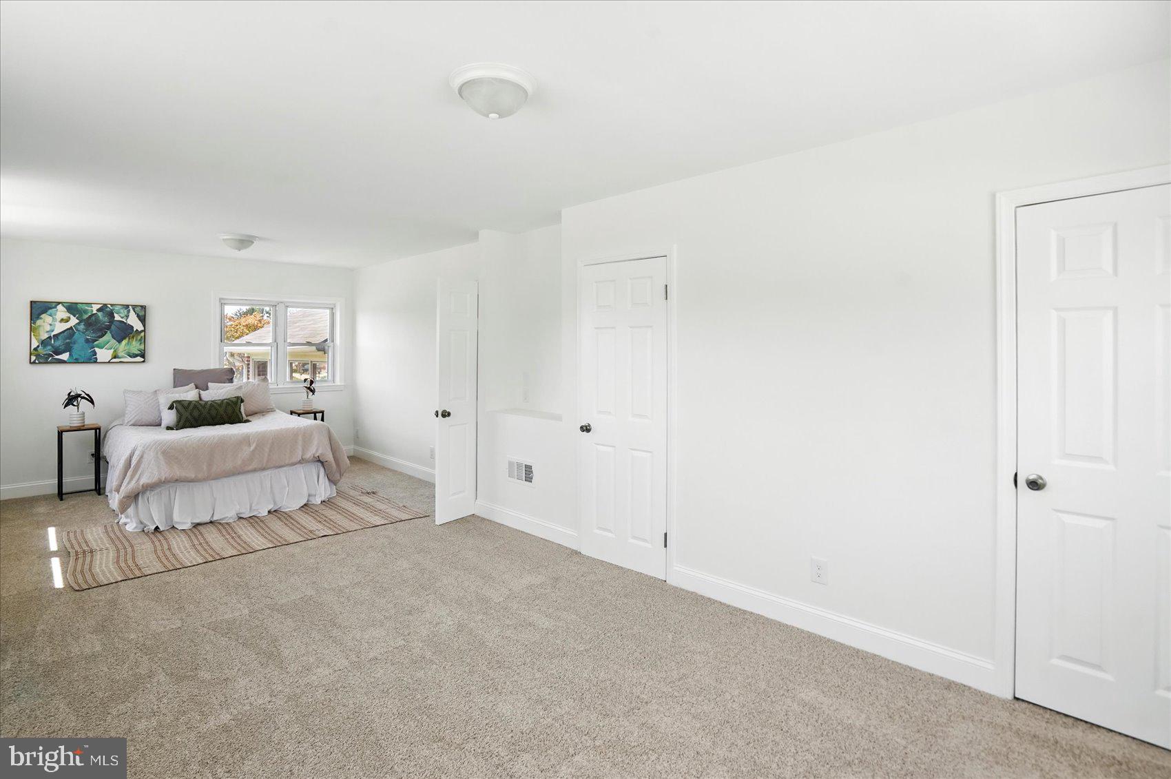 PERRY HALL - Residential