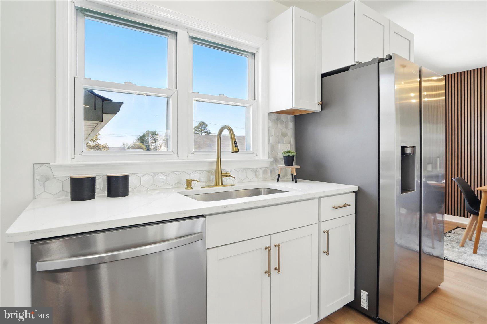 PERRY HALL - Residential