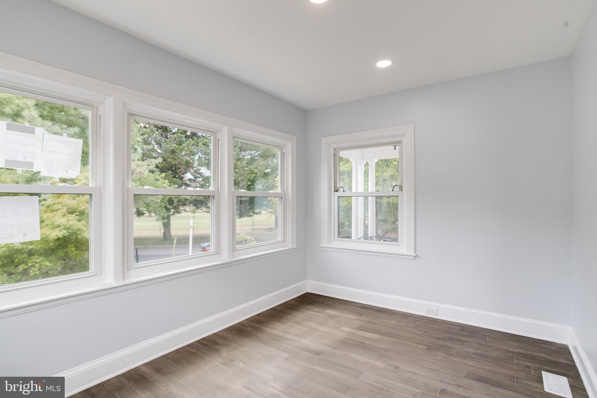 FOREST PARK - Residential
