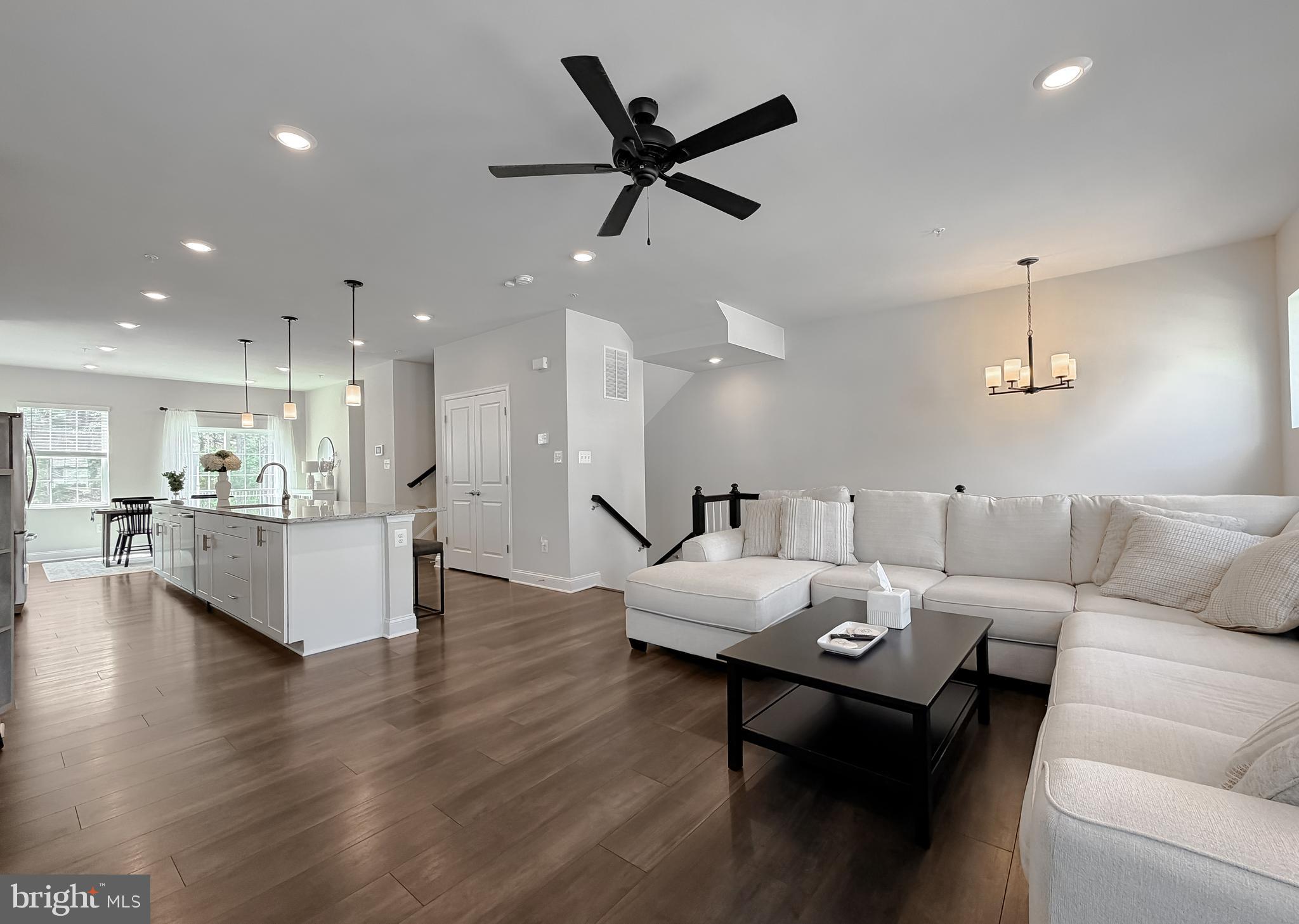 WOODS OF MYRTLE POINT - Residential