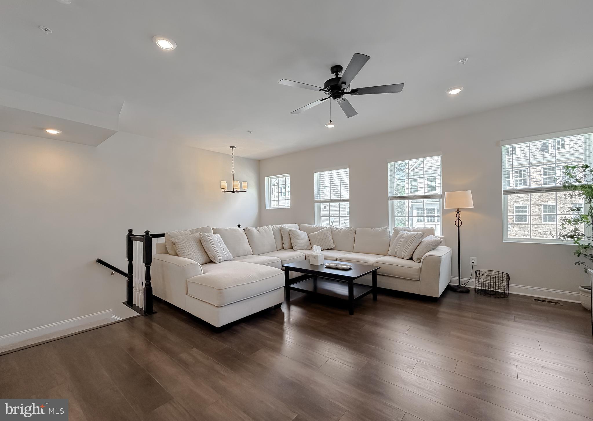 WOODS OF MYRTLE POINT - Residential