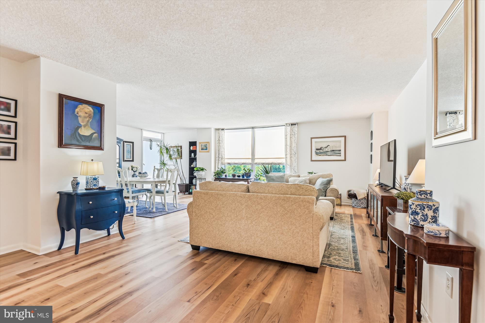 THE RIDGELY - Residential