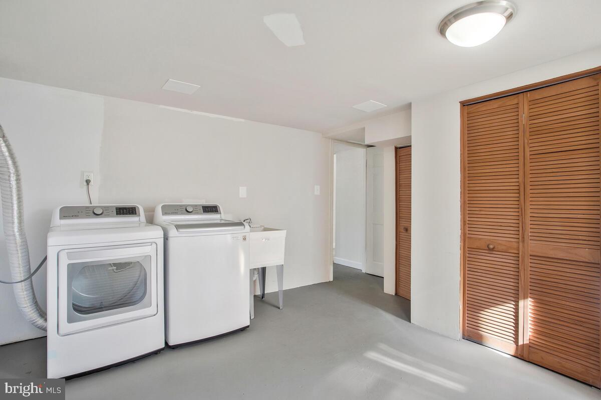 PLEASANT VALLEY - Residential