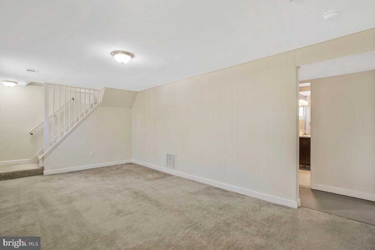 PLEASANT VALLEY - Residential