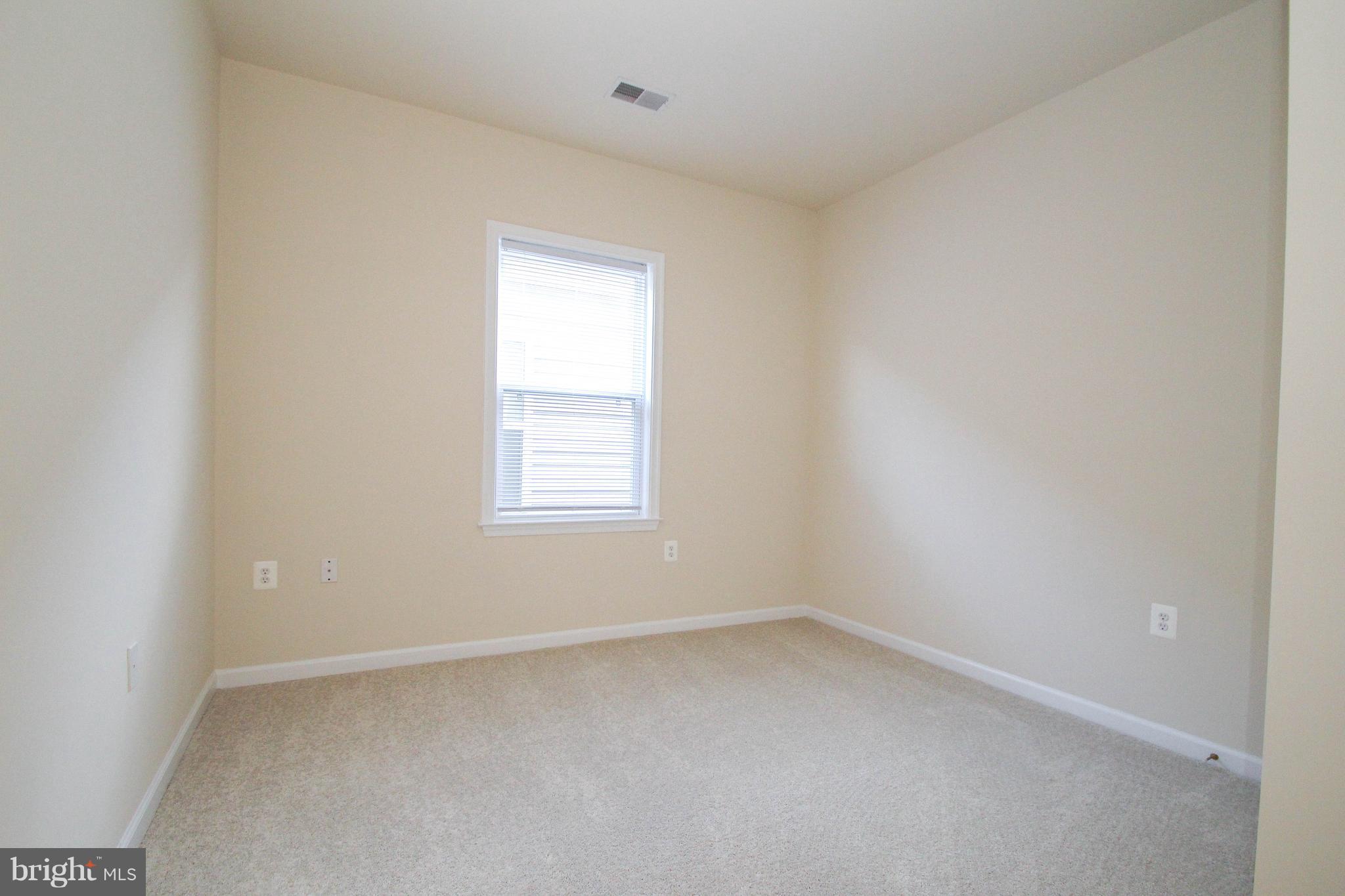 FALLS RUN - Residential Lease