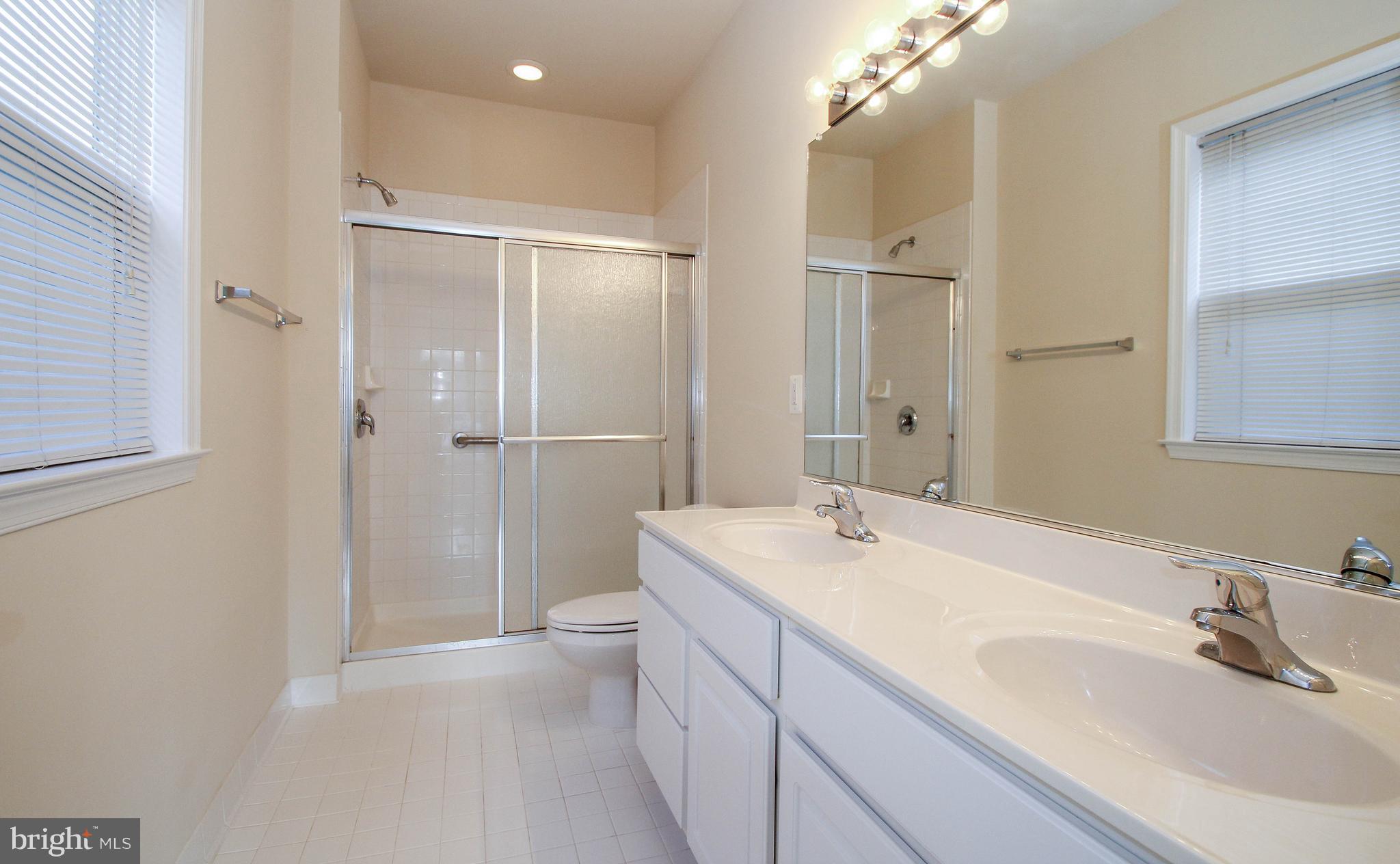 FALLS RUN - Residential Lease