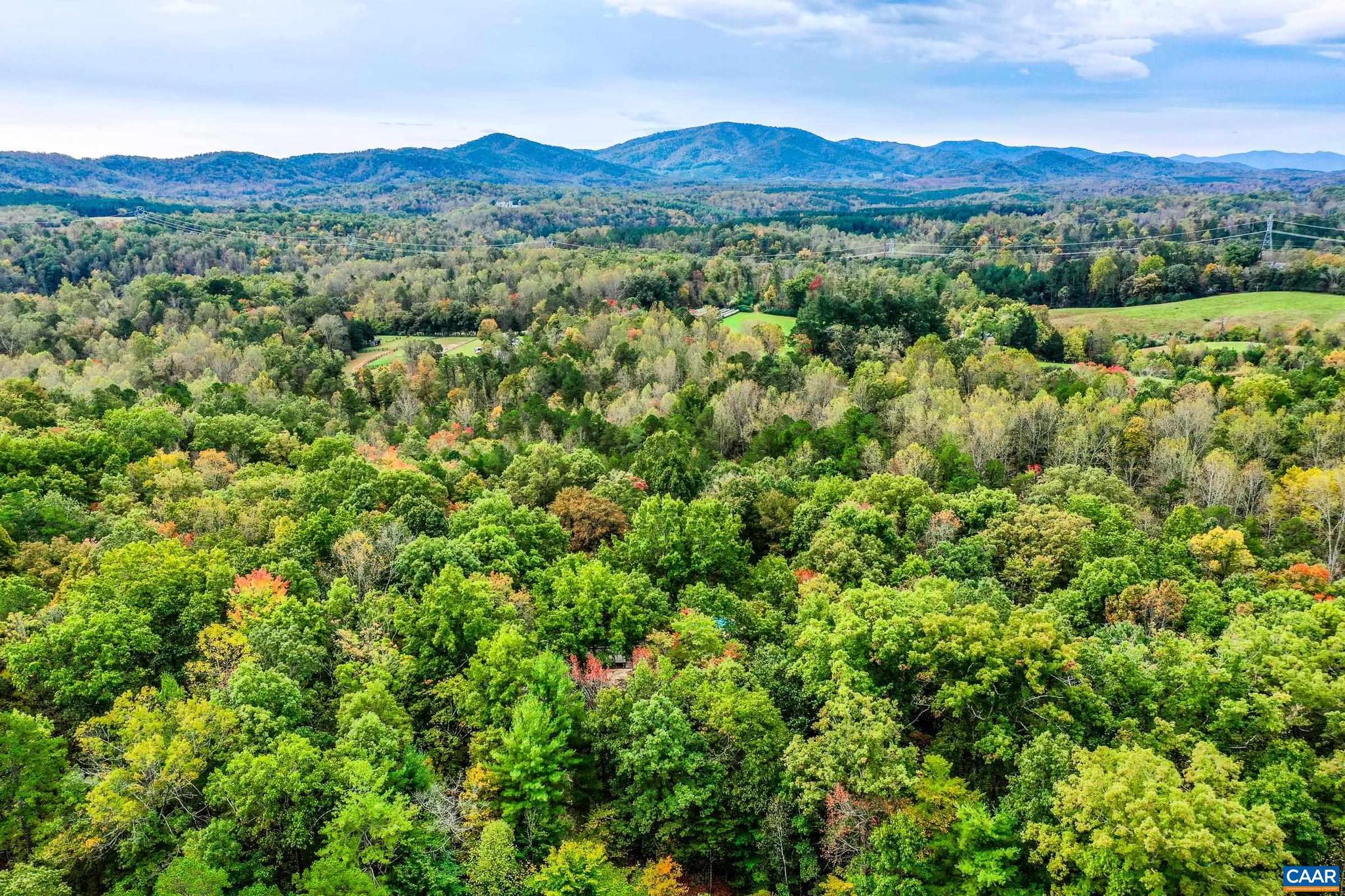 REVEILLE FARM - Residential