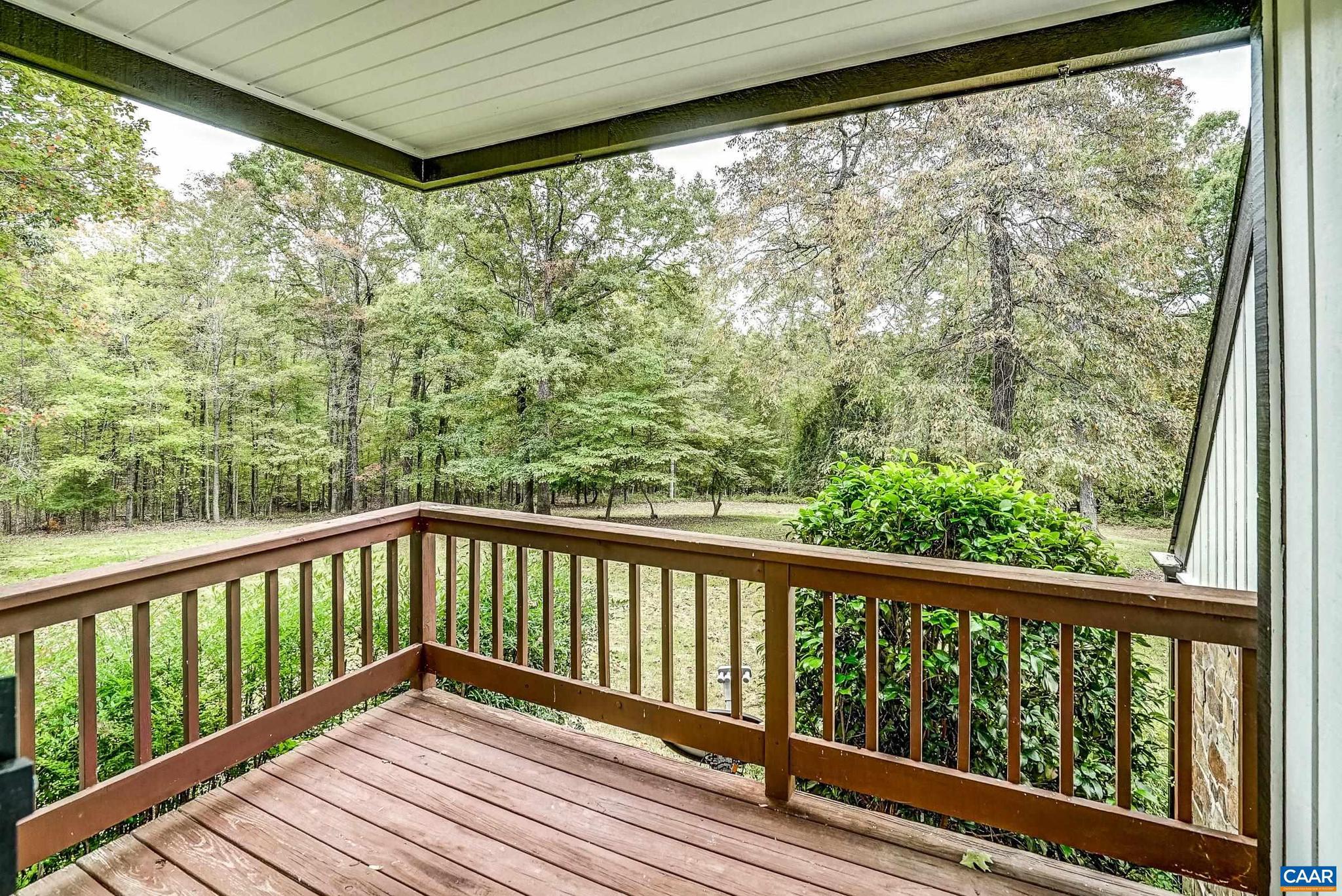 REVEILLE FARM - Residential