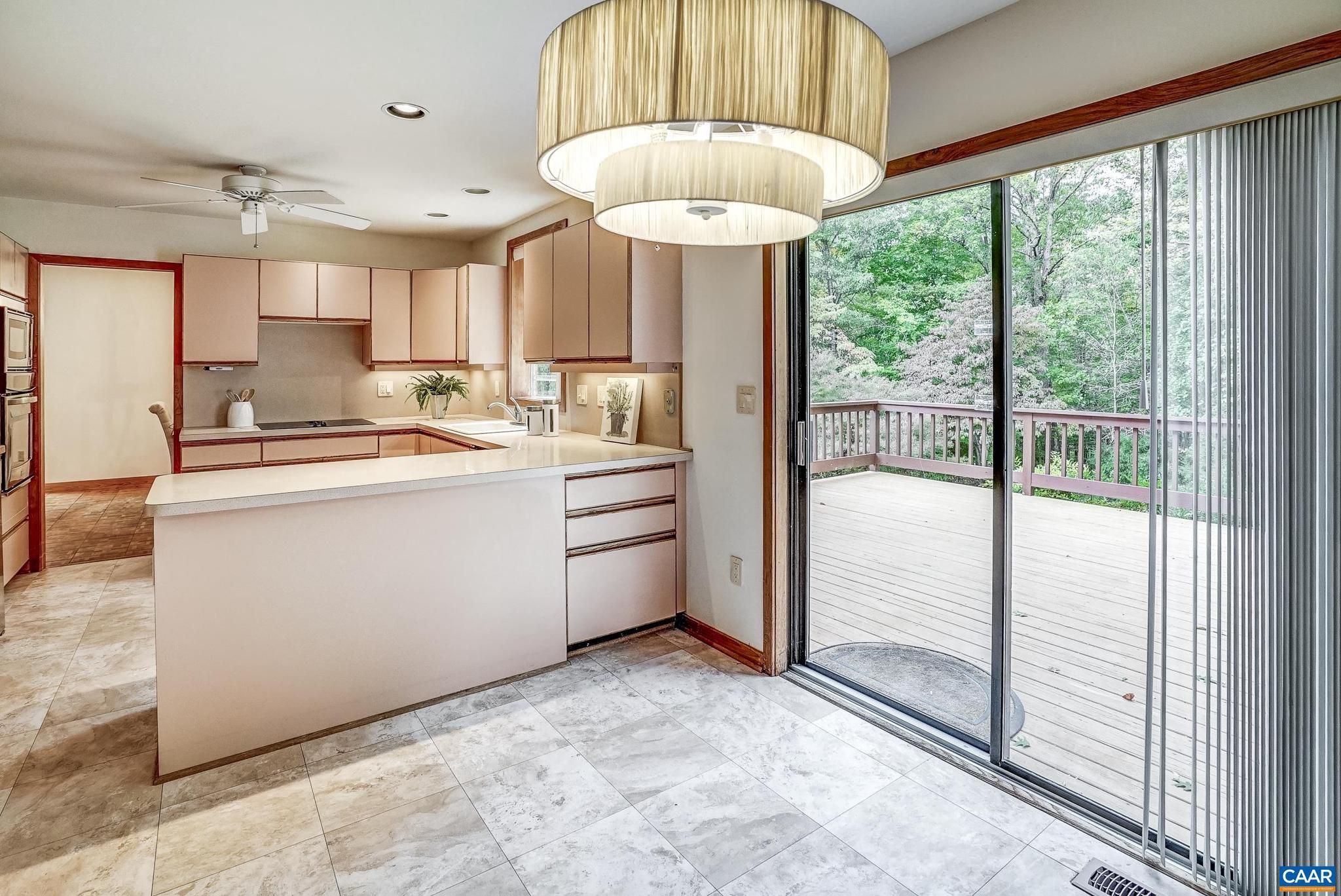 REVEILLE FARM - Residential