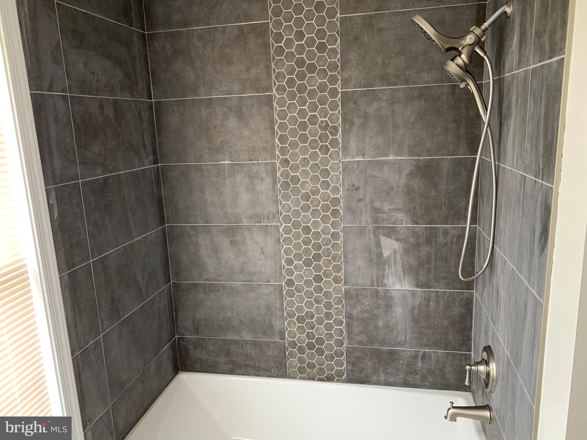 MARYS CHOICE - Residential Lease