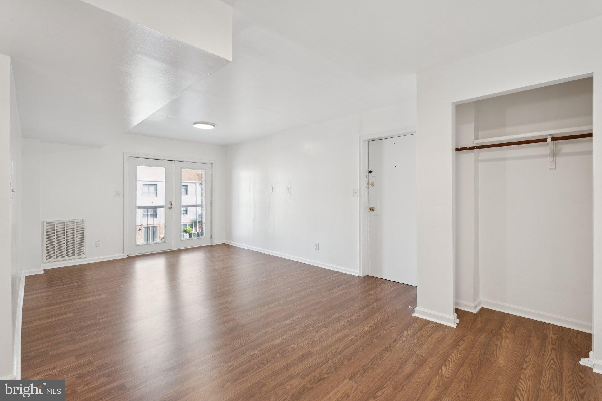 202 CHESTERFIELD LANE 156