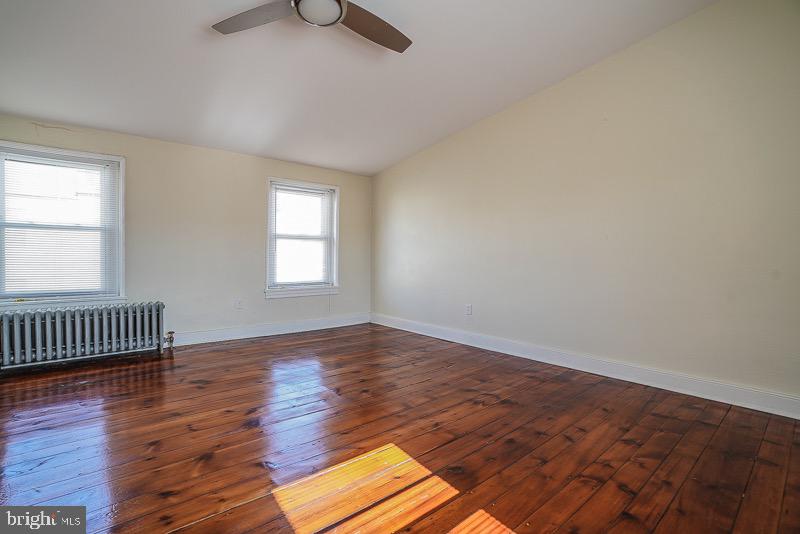 PORT RICHMOND - Residential