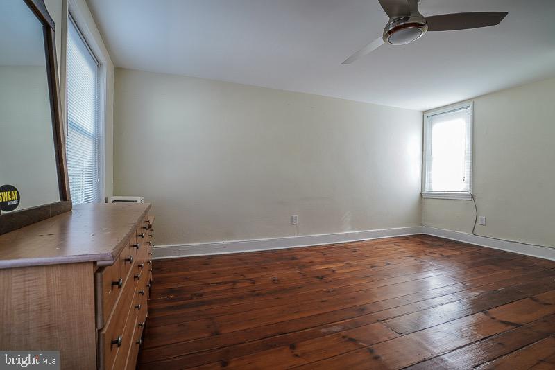 PORT RICHMOND - Residential