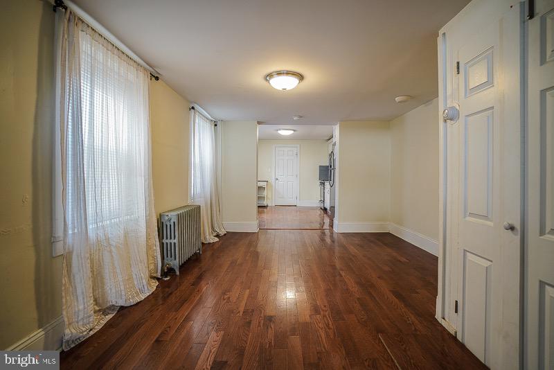 PORT RICHMOND - Residential