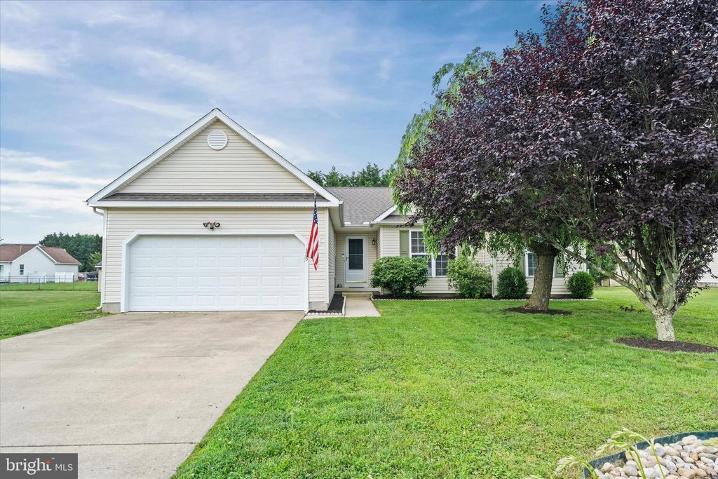 Photo of 135 Albert Place, FELTON, DE 19943 (MLS # DEKT2039074)