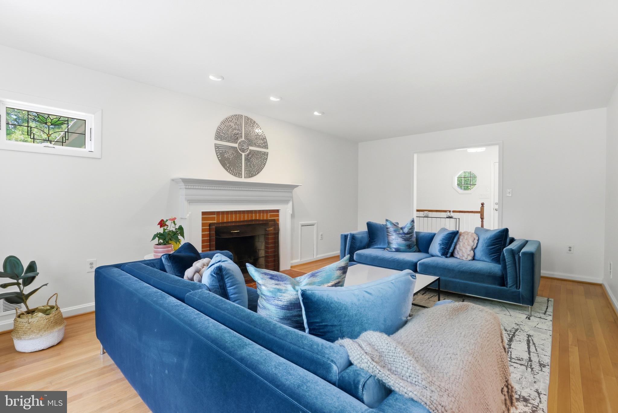 SHERWOOD FOREST - Residential