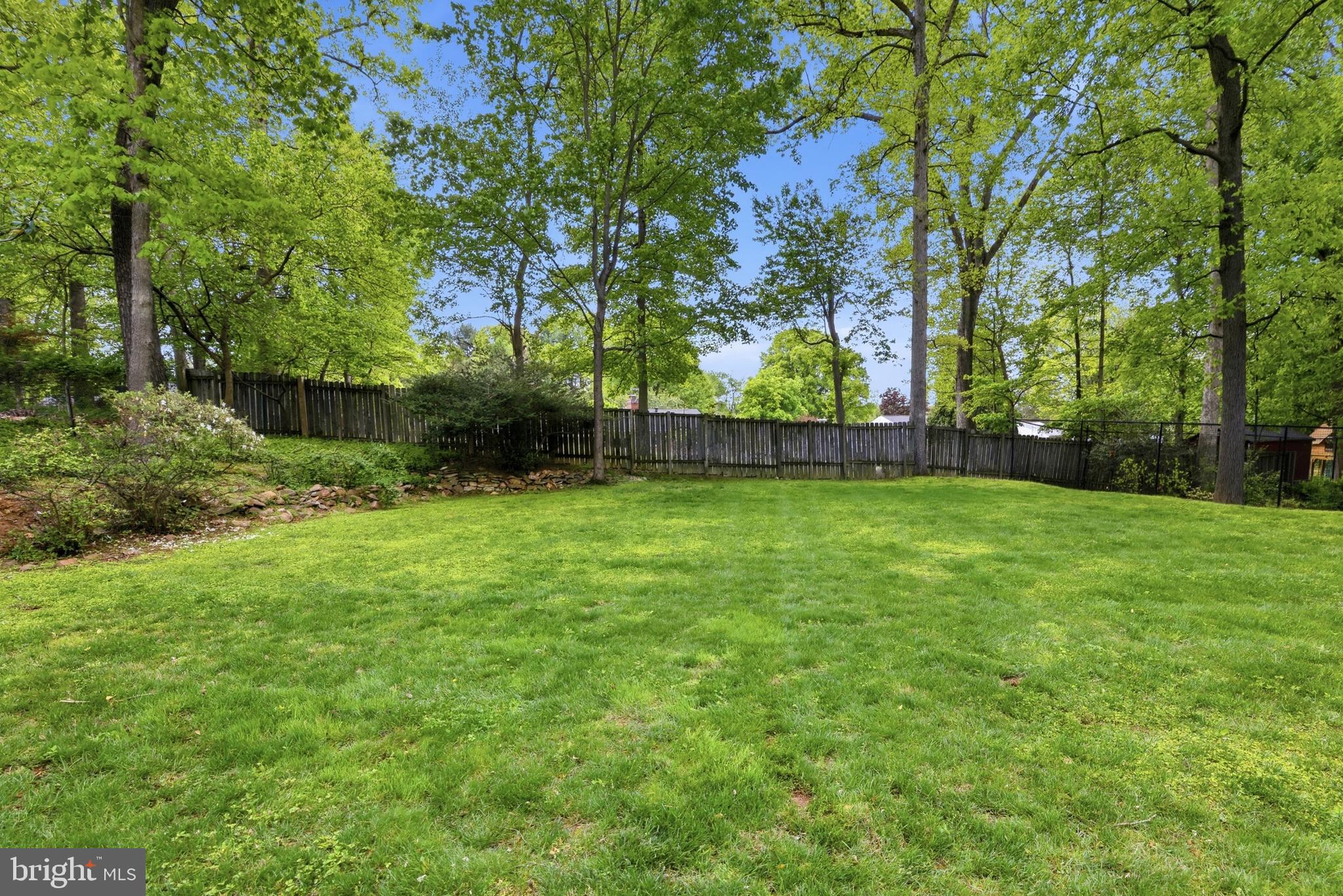 SHERWOOD FOREST - Residential