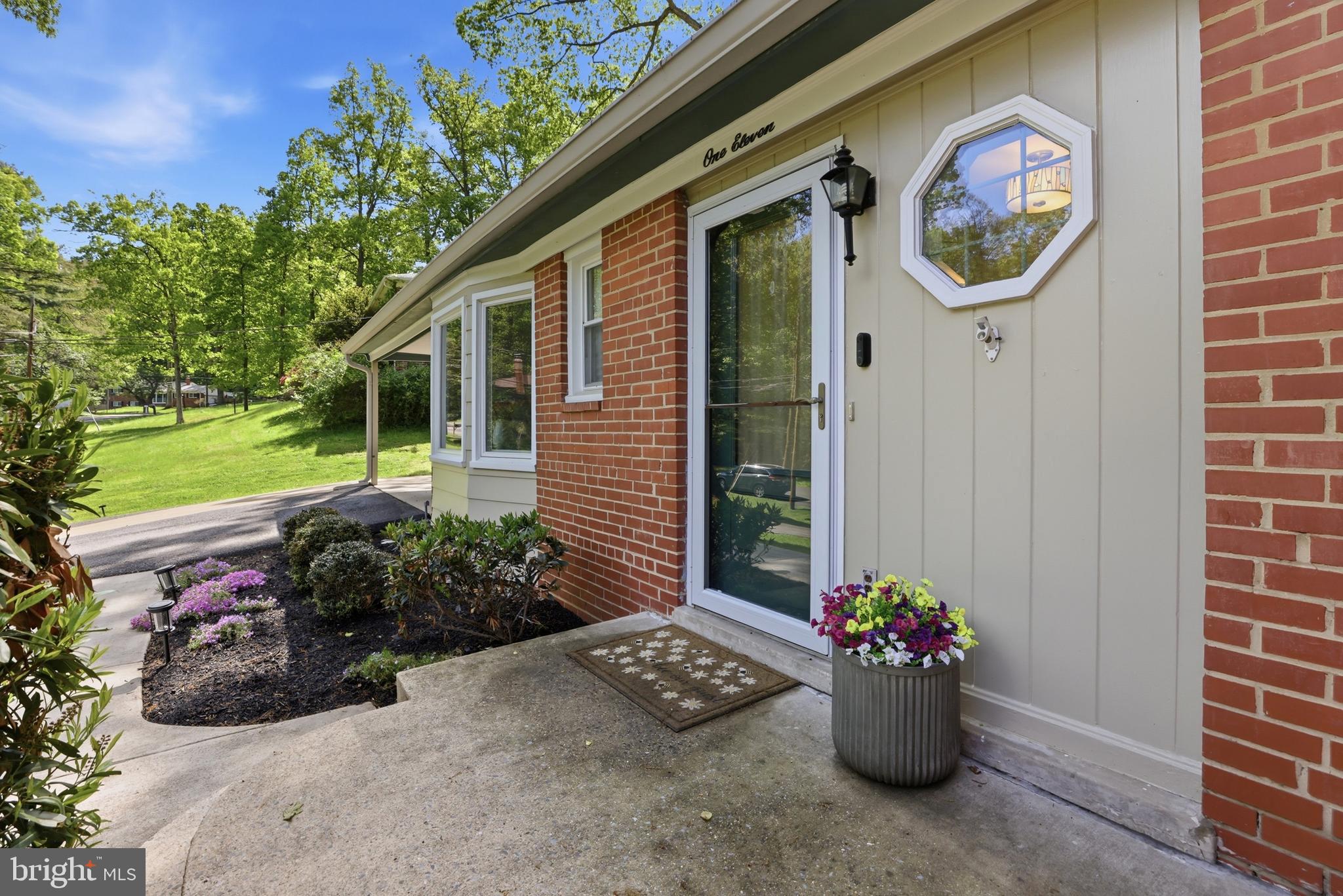 SHERWOOD FOREST - Residential