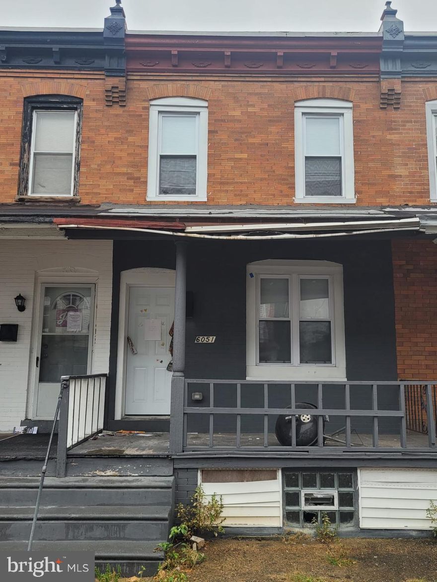 Welcome to 6051 N Norwood St! Unlock the potential of this prime real estate offering, strategically located in a high-demand area. This property presents an excellent opportunity for savvy investors looking to capitalize on steady appreciation, rental income, or development potential. Whether you’re a seasoned investor seeking a stable asset or looking to leverage growth through strategic upgrades. Don’t miss out on this lucrative investment opportunity!