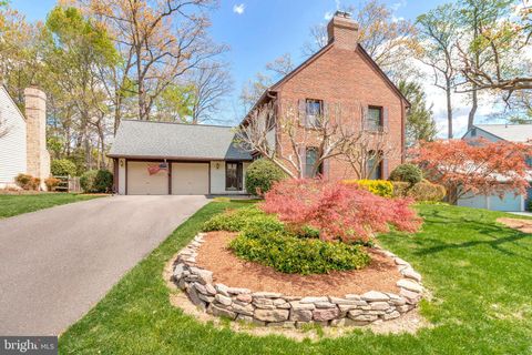 8420 SWEET PINE CT E SPRINGFIELD VA 22153