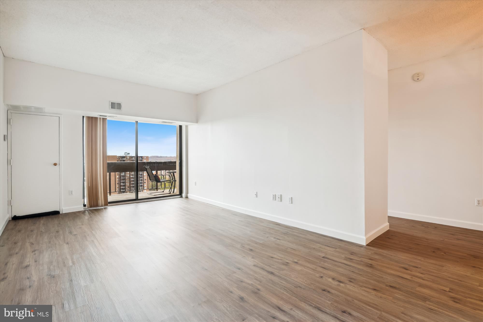 GREENHOUSE - Residential Lease