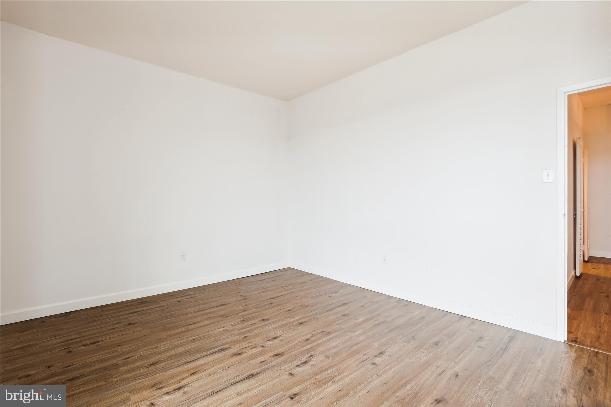 GREENHOUSE - Residential Lease