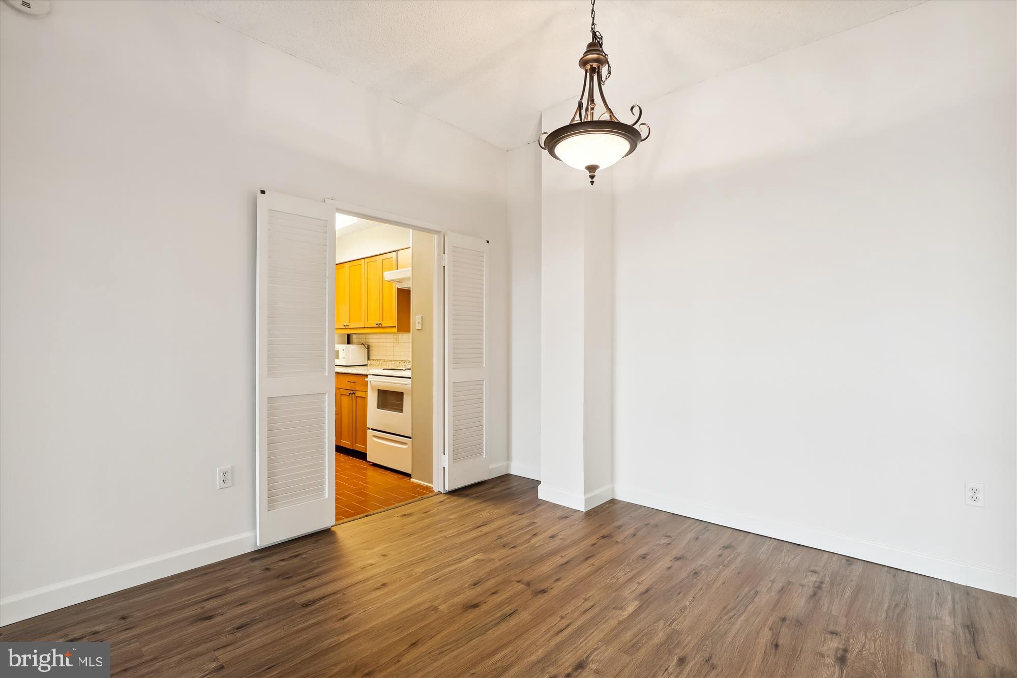 GREENHOUSE - Residential Lease